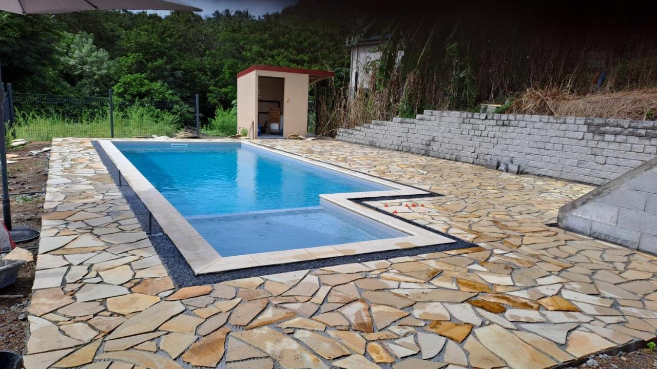 La Kay Sicrie Avec Spa Saint-Pierre Extérieur photo
