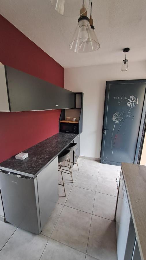 La Kay Sicrie Avec Spa Saint-Pierre Extérieur photo