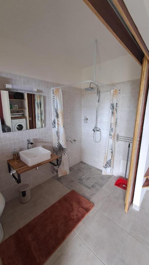 La Kay Sicrie Avec Spa Saint-Pierre Extérieur photo